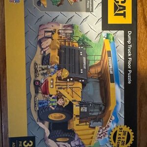 CAT Construction Dump Truck Puzzle - Yellow